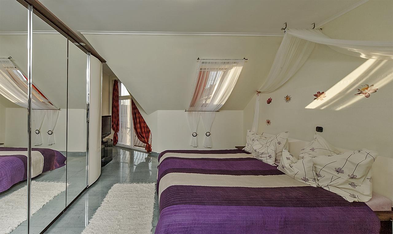Vintiamo Apartmanok エゲルサローク エクステリア 写真