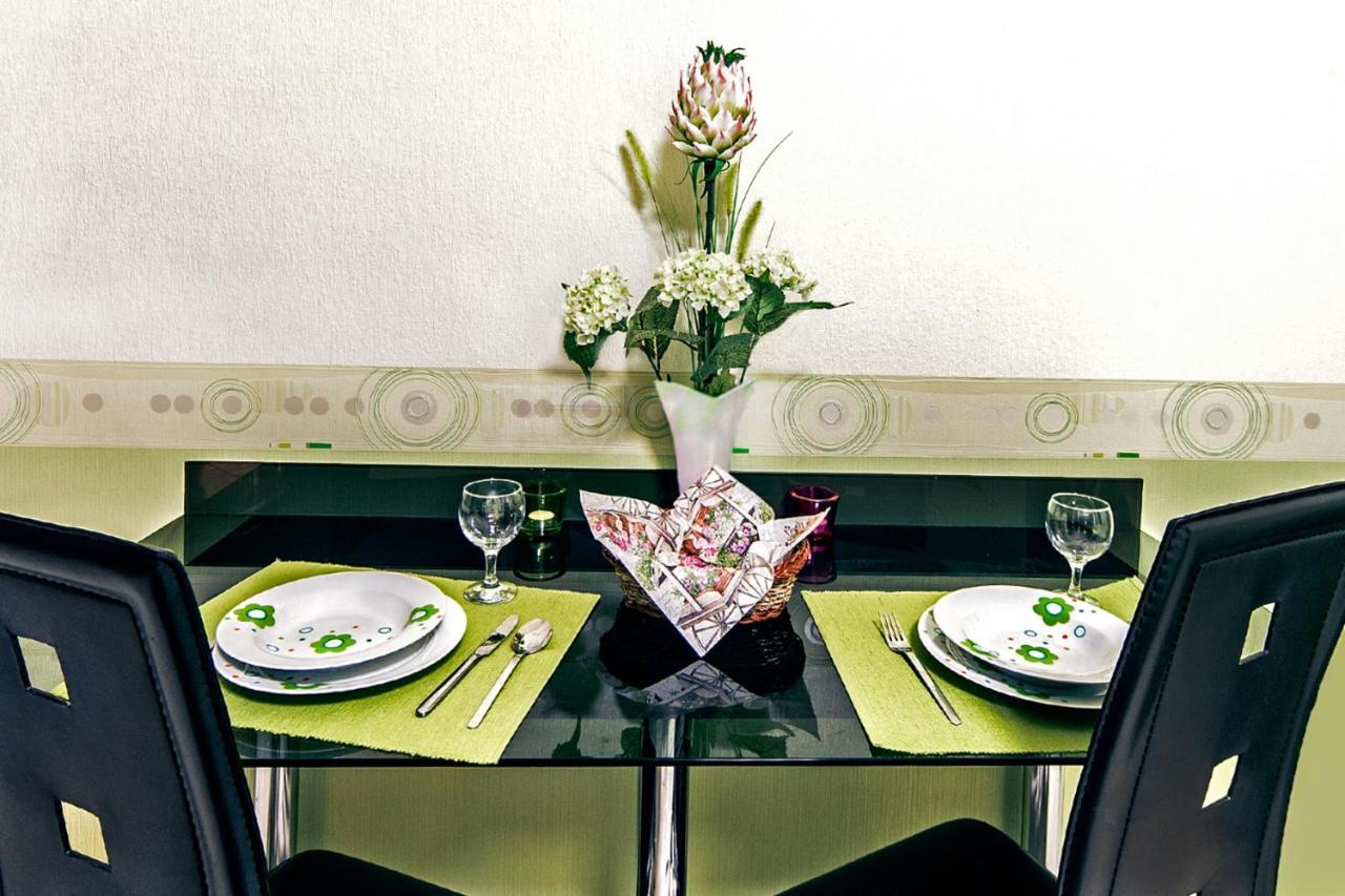 Vintiamo Apartmanok エゲルサローク エクステリア 写真